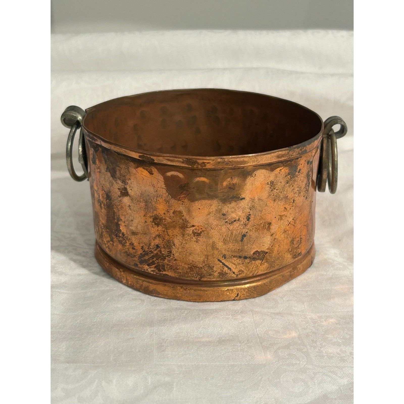 Antique Hand Hammered Tinned Copper Basin Pot Vintage Heavy Hardware Cachepot