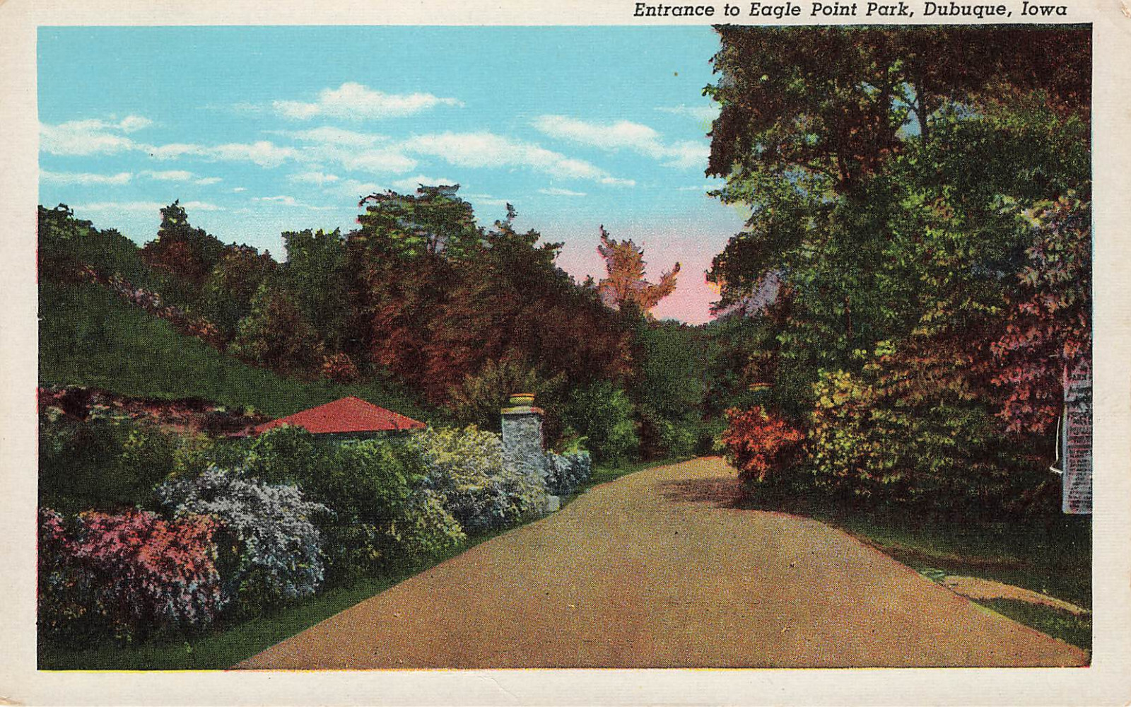 ENTRANCE TO EAGLE POINT PARK POSTCARD DUBUQUE IA IOWA 1930s