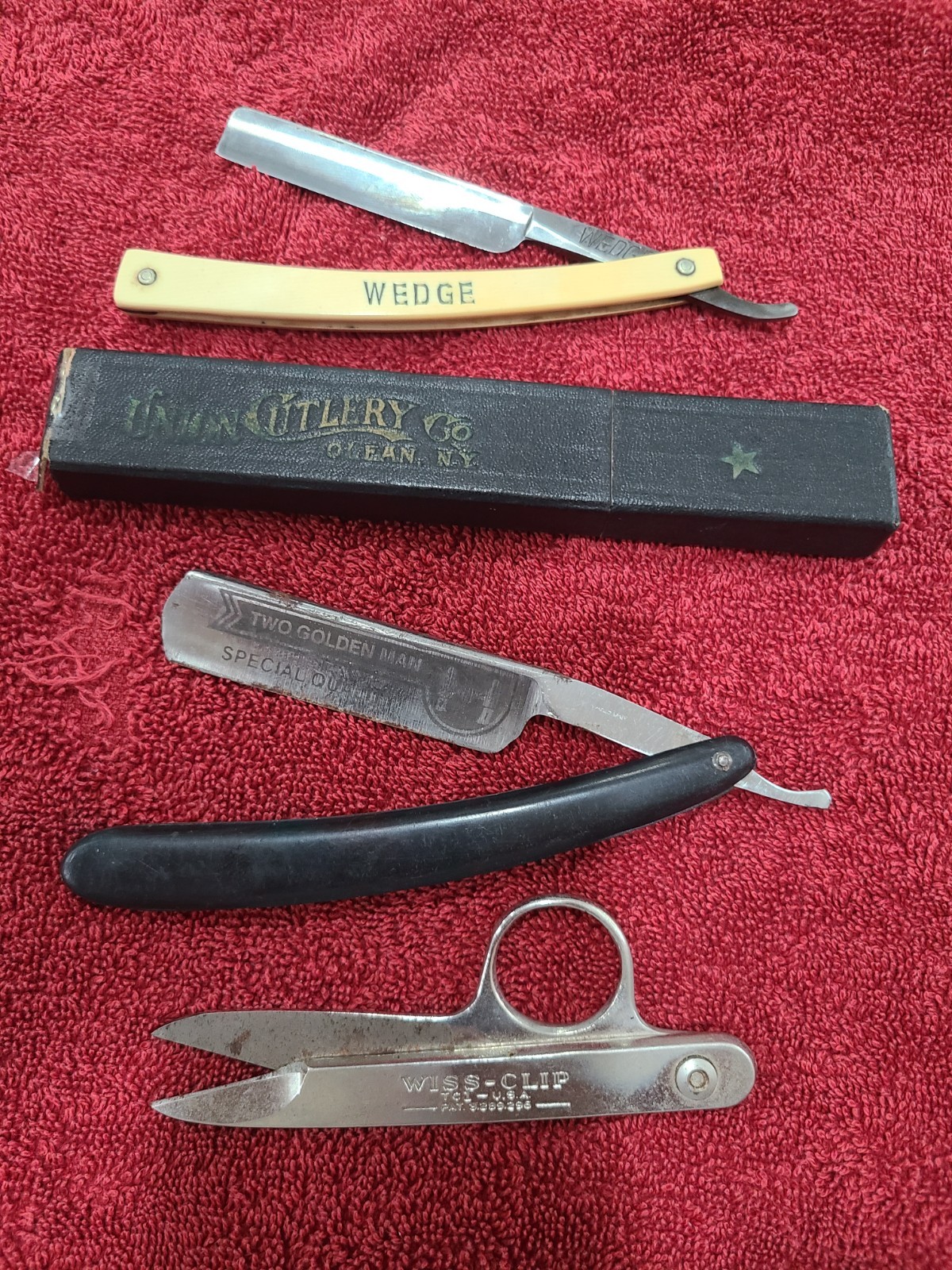 VTG. 2 PCS STRAIGHT RAZORS UNION CUTLERY TWO GOLDEN MAN  AND WISS CLIP SCISSORS 