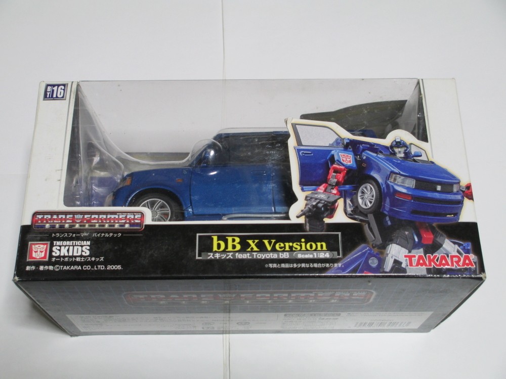 Transformers Vinaltech BT16 Autobot Warrior Skids Toyota bB X Version Figure