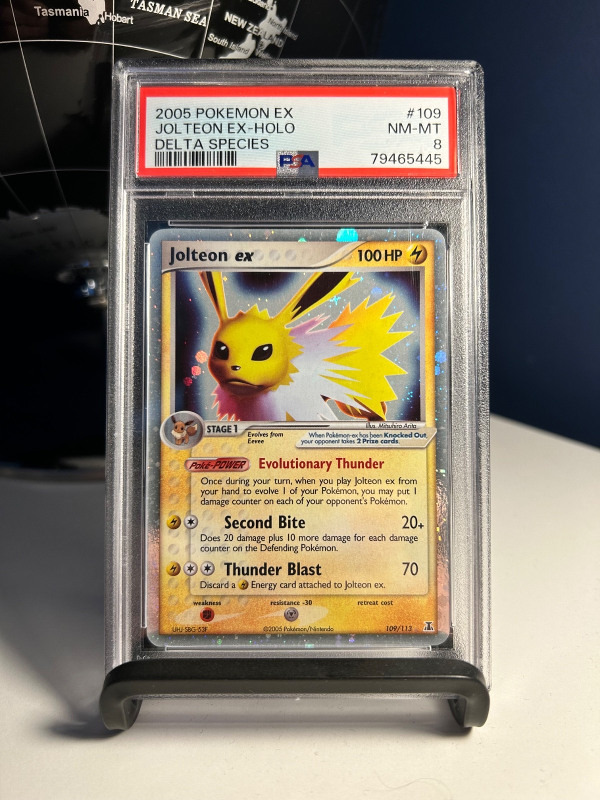 Jolteon ex 109/113 EX Delta Species Holo PSA 8 | Pokemon