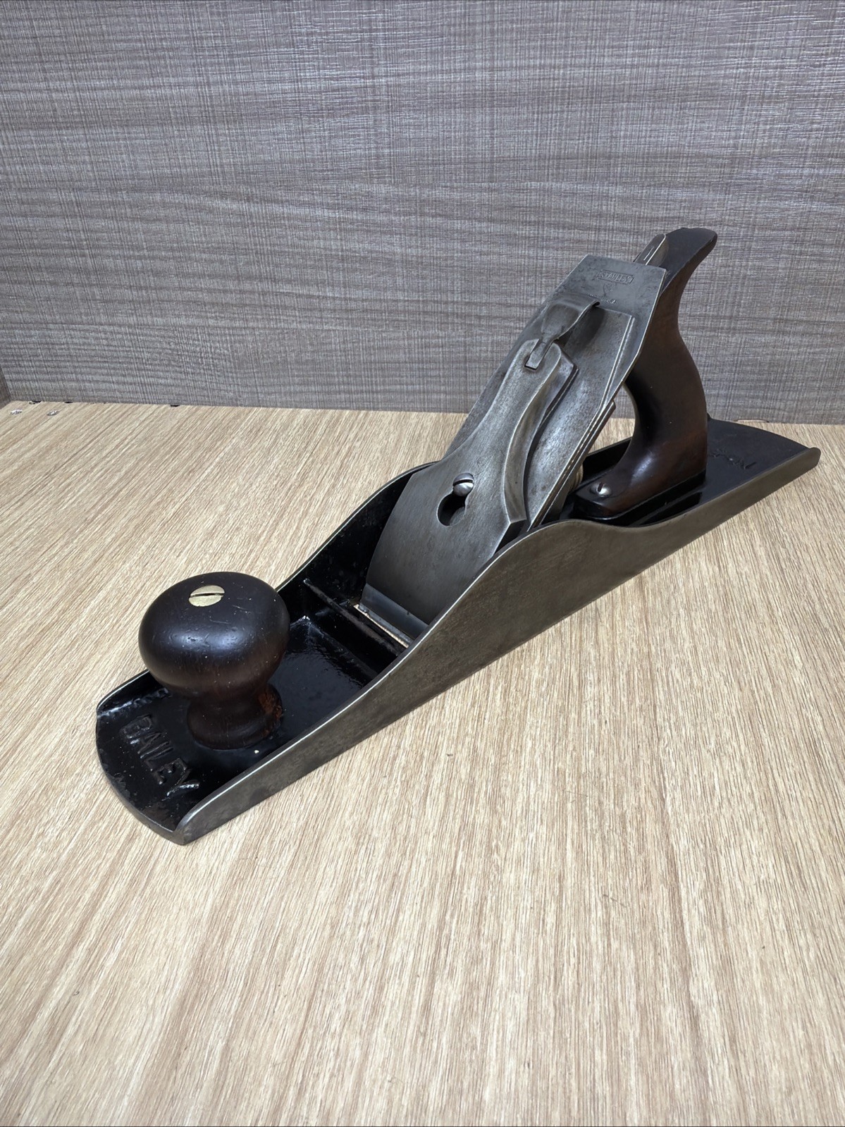 Vintage Stanley Bailey No 5 1/2 Plane Sweetheart Blade Corrugated Sole USA Tool 