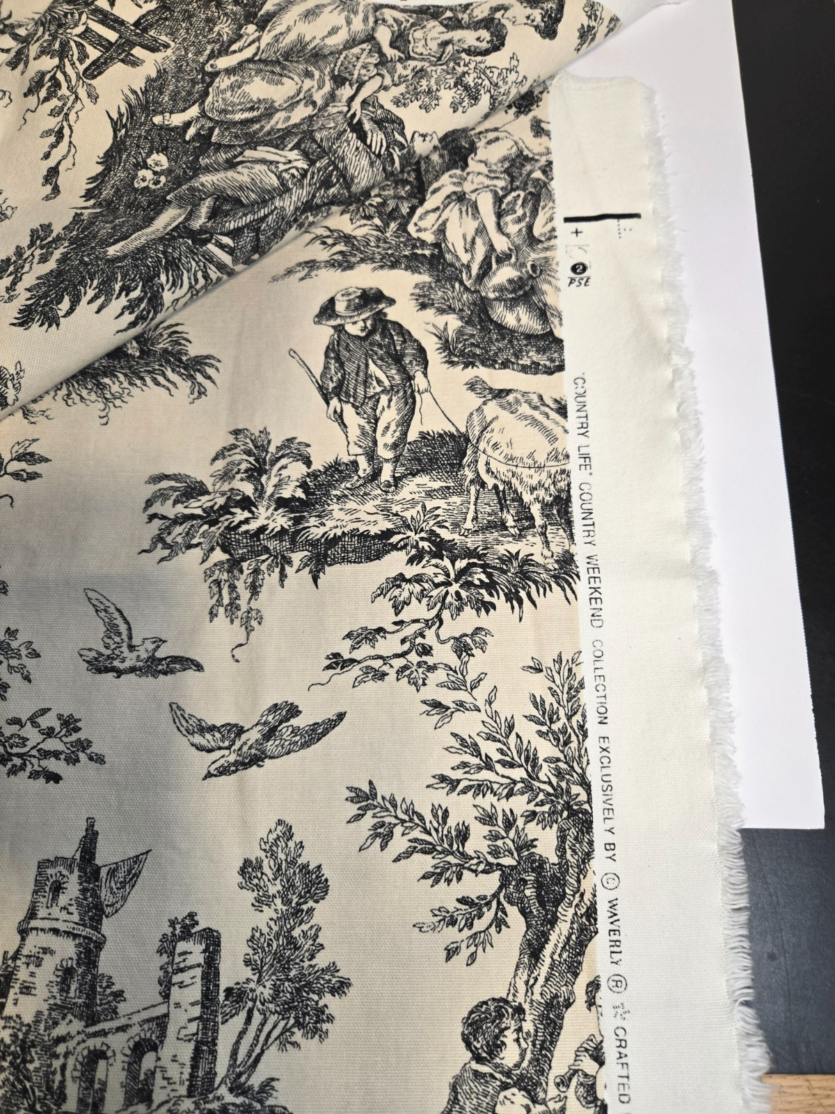 Country Life Weekend Waverly Screen Print Fabric Cream & Black Toile 40X53
