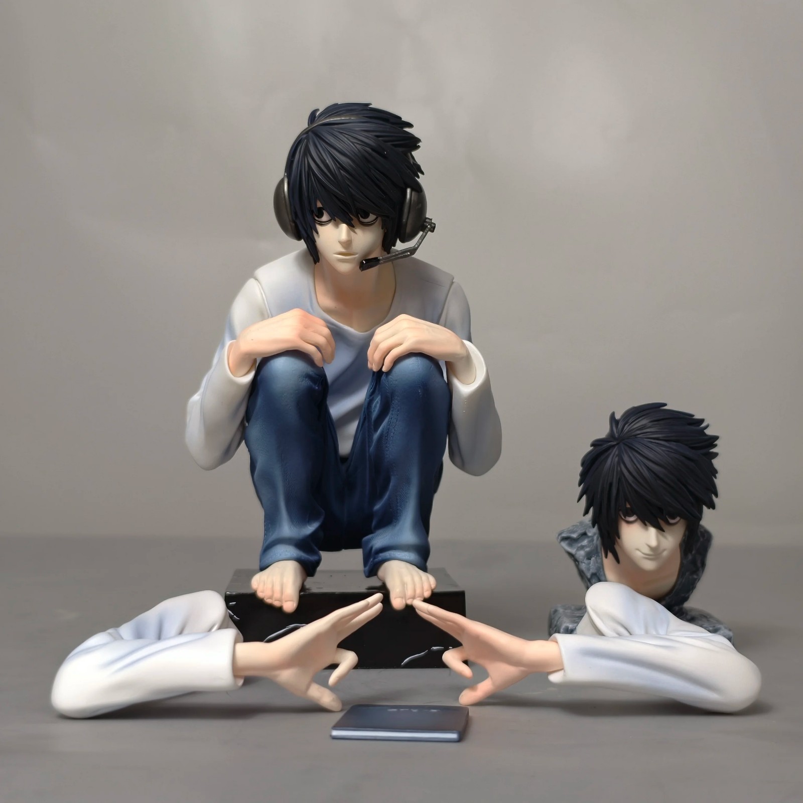 L Death Note Crouching PVC Anime Figure Statue Collectible Boxed 16cm