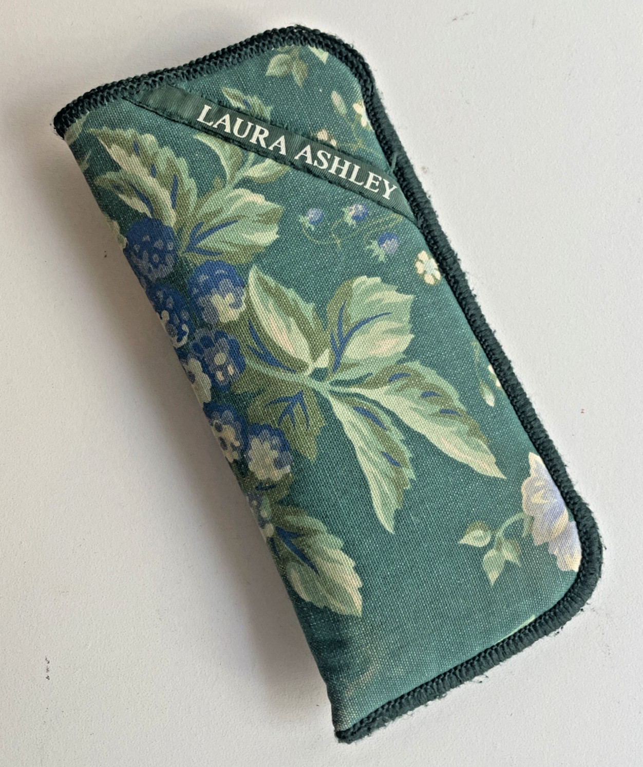 LAURA ASHLEY Bramble Floral Soft Fabric Eyeglass Case *Vintage*