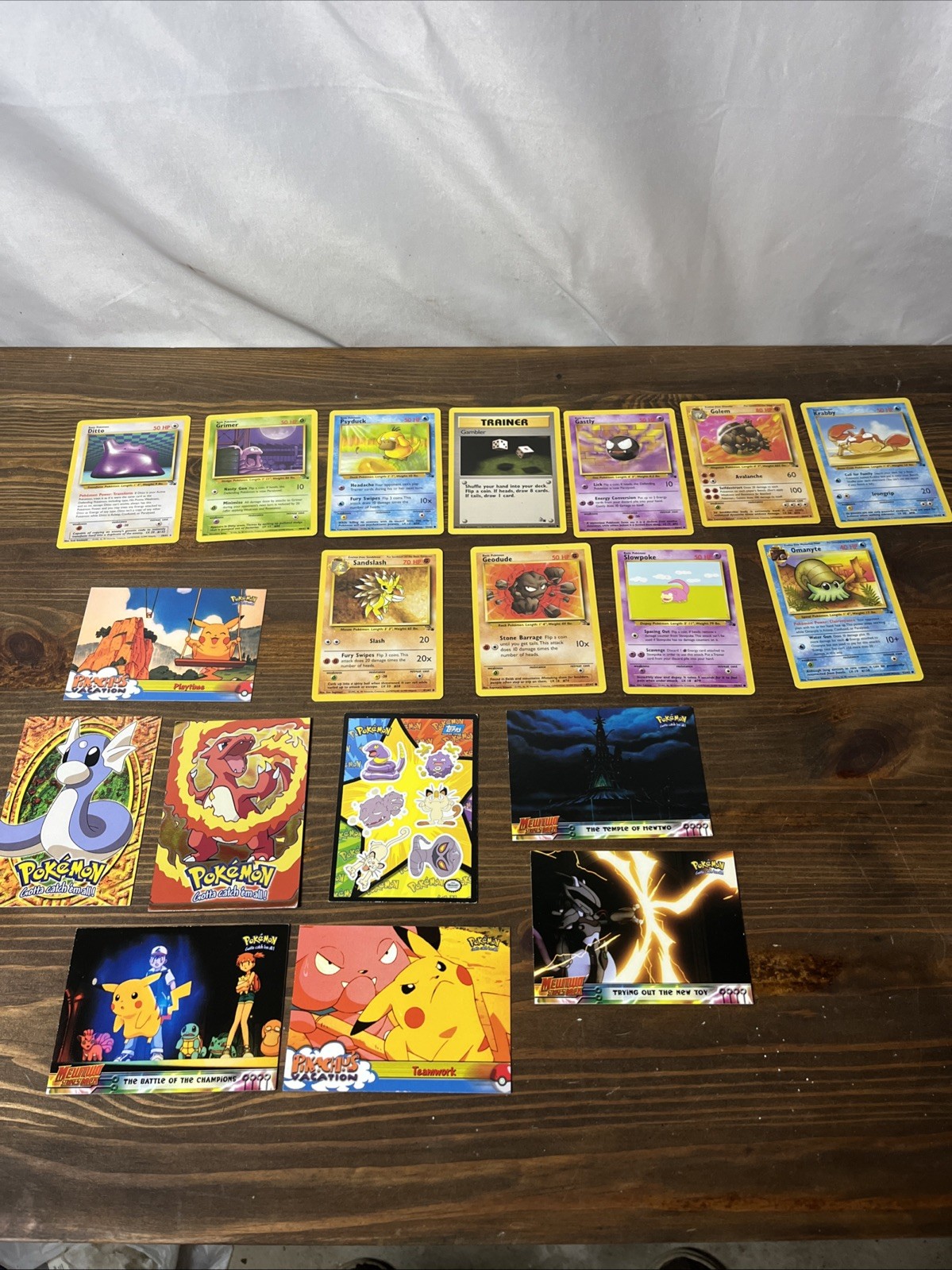 Vintage Fossil And Mewtwo Strikes Back Card Lot Of 19