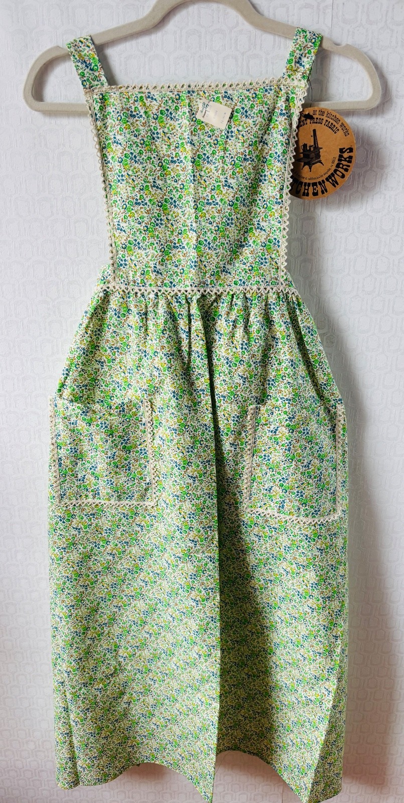 NOS VTG KITCHEN WORKS MARSHALL FIELD GREE&BLUE FLORAL PRINT COTTAGECORE APRON*S
