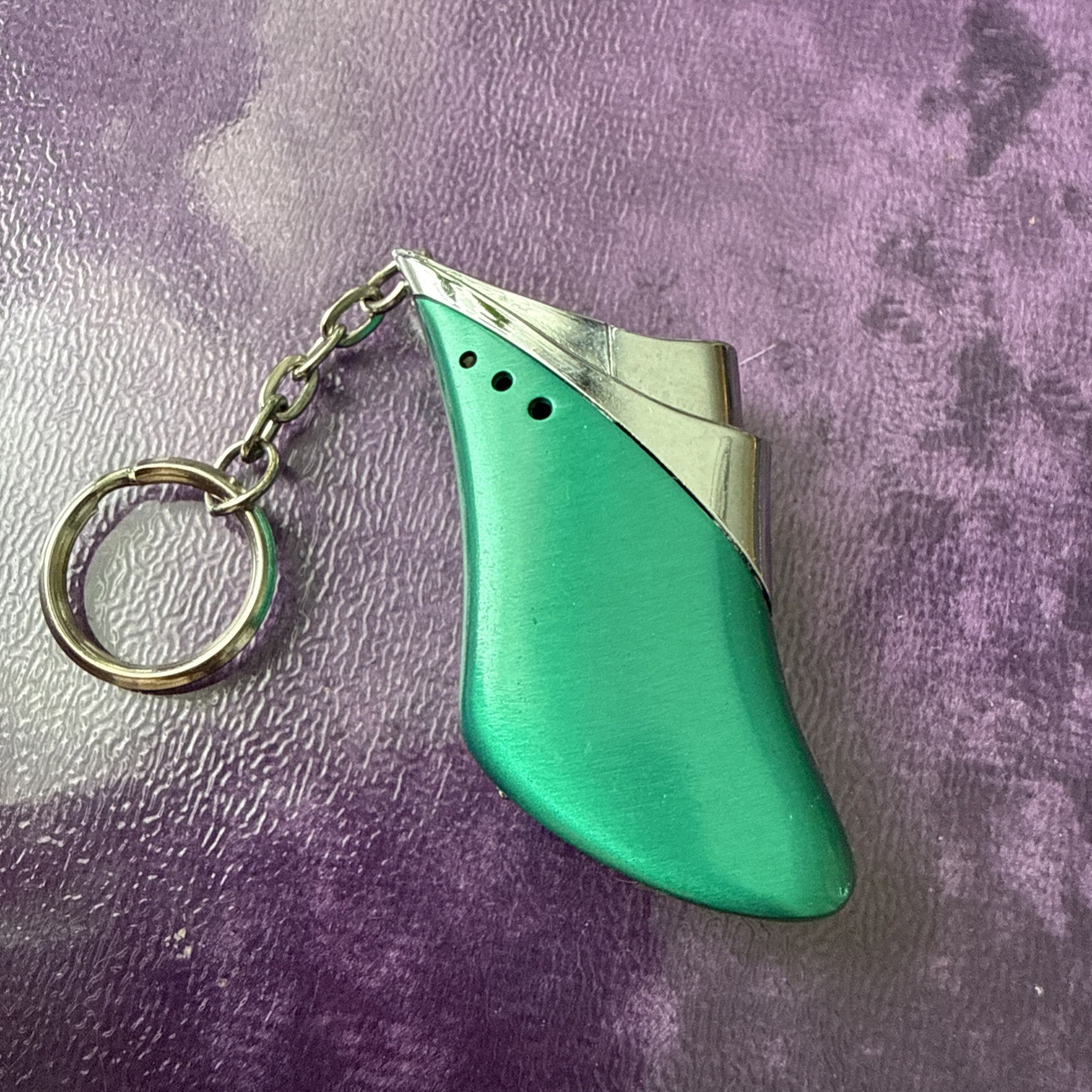 Vintage Miniature Unusual Shape Green Metal Butane Lighter Keychain
