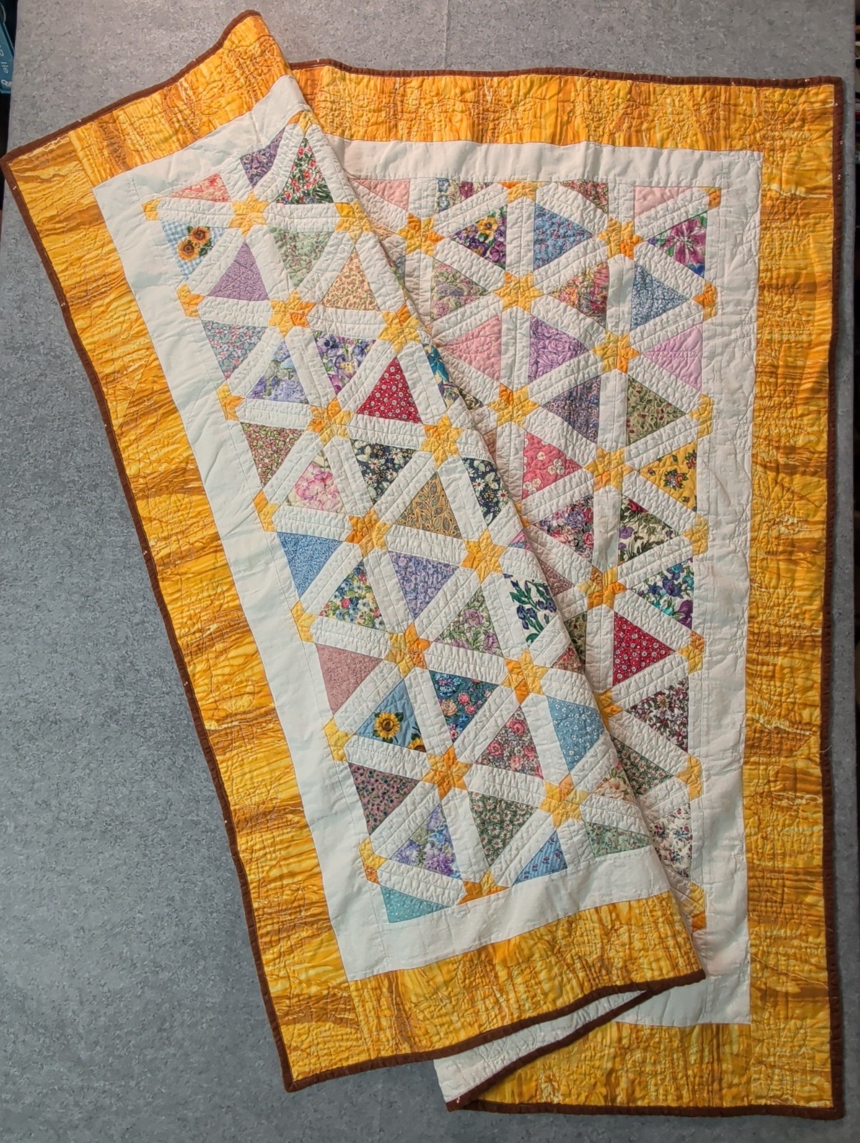 Vintage Hand Pieced Quilted Pinwheel Quilt 60x60 6-Point Star Sashing Floral