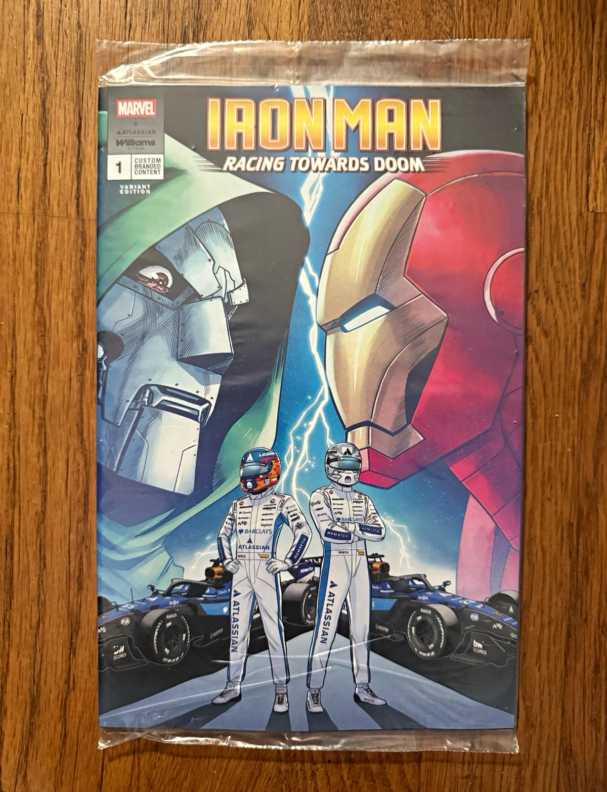 NYCC Marvel Iron Man #1 Racing Towards Doom Iron Man/Dr Doom Williams Variant  