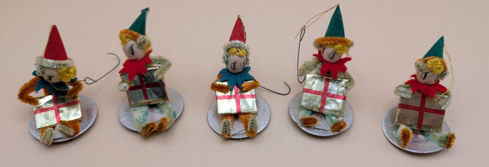 VTG Christmas Set of 5 Felt & Pipe Cleaners Sitting Elves/Gnomes/Pixie Ornaments