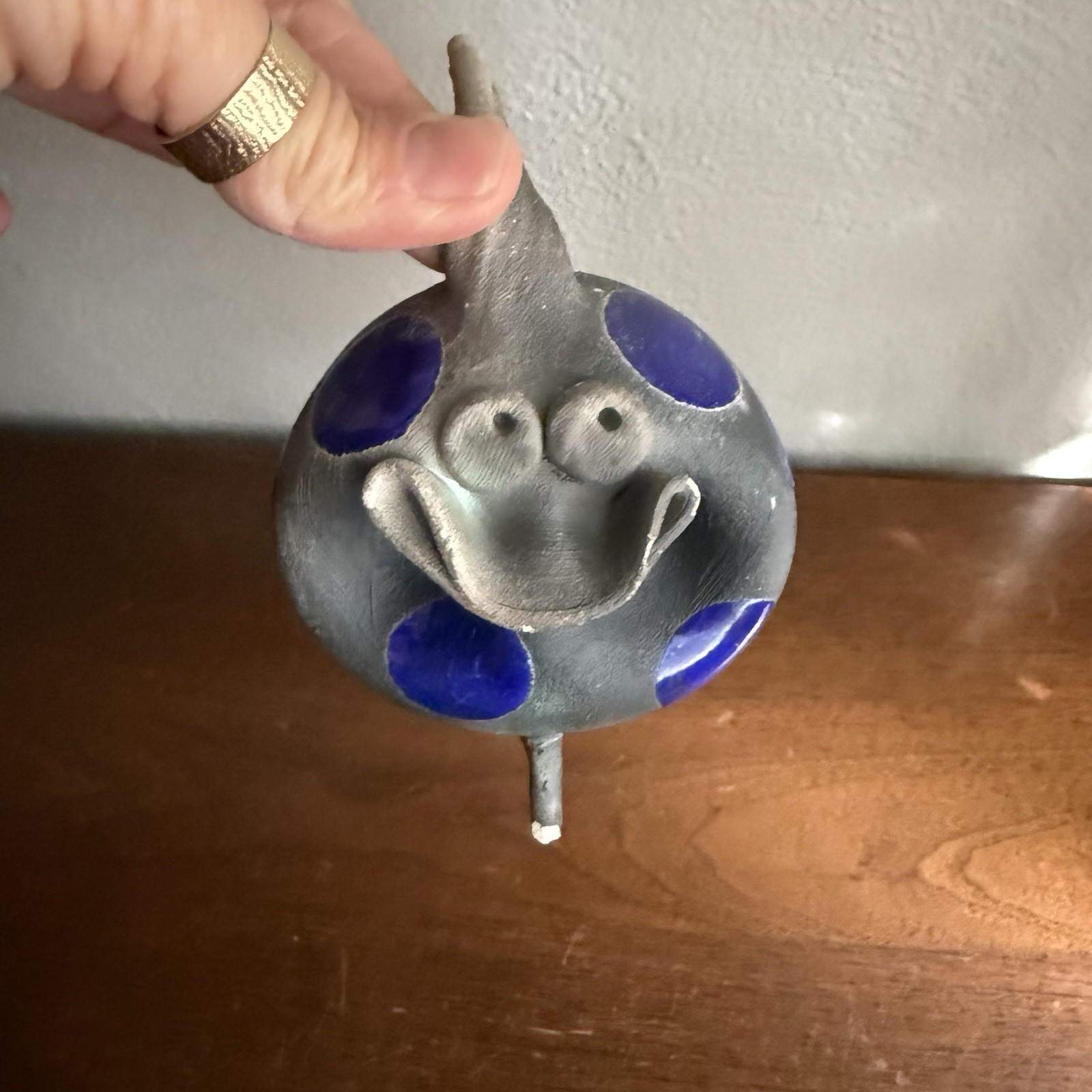 R Ellsworth Royal Blue Sculpture Studio Art Pottery 4” Fish Figurine Vintage 88