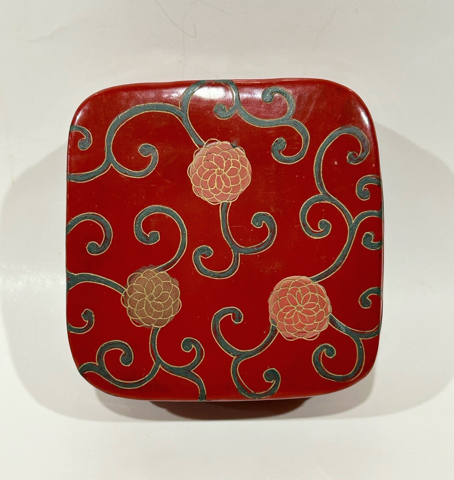 Vintage Japanese Lacquer Chrysanthemum Box Red Jewelry Trinket Storage Box 3.25”