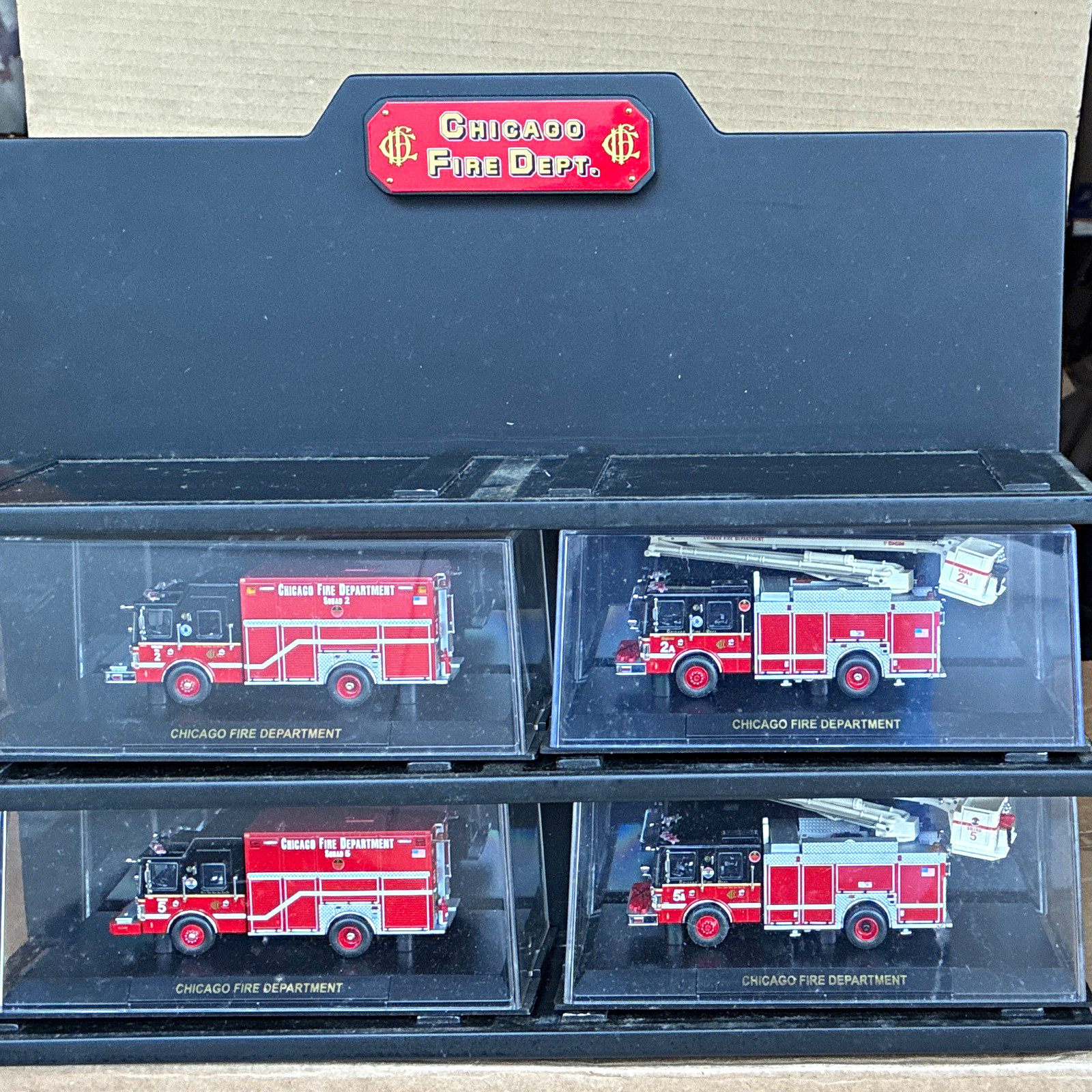 Chicago Fire Dept Collectible Fire Truck Model Display Case Plaque Set