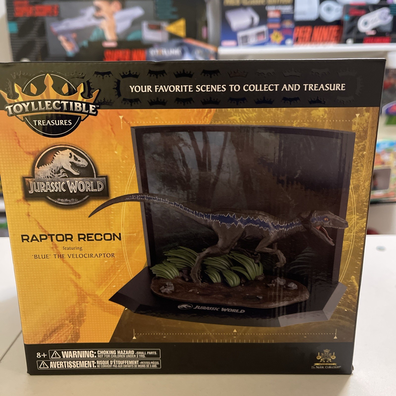 Jurassic World Toyllectible Treasures Blue Raptor Recon The Noble Collection NIB