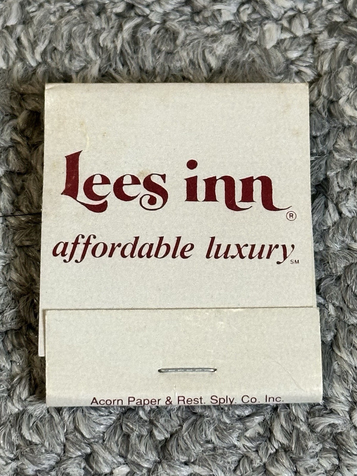 Vintage Matchbook Lees Inn Affordable Luxury Hotel Motel Travel Matches 