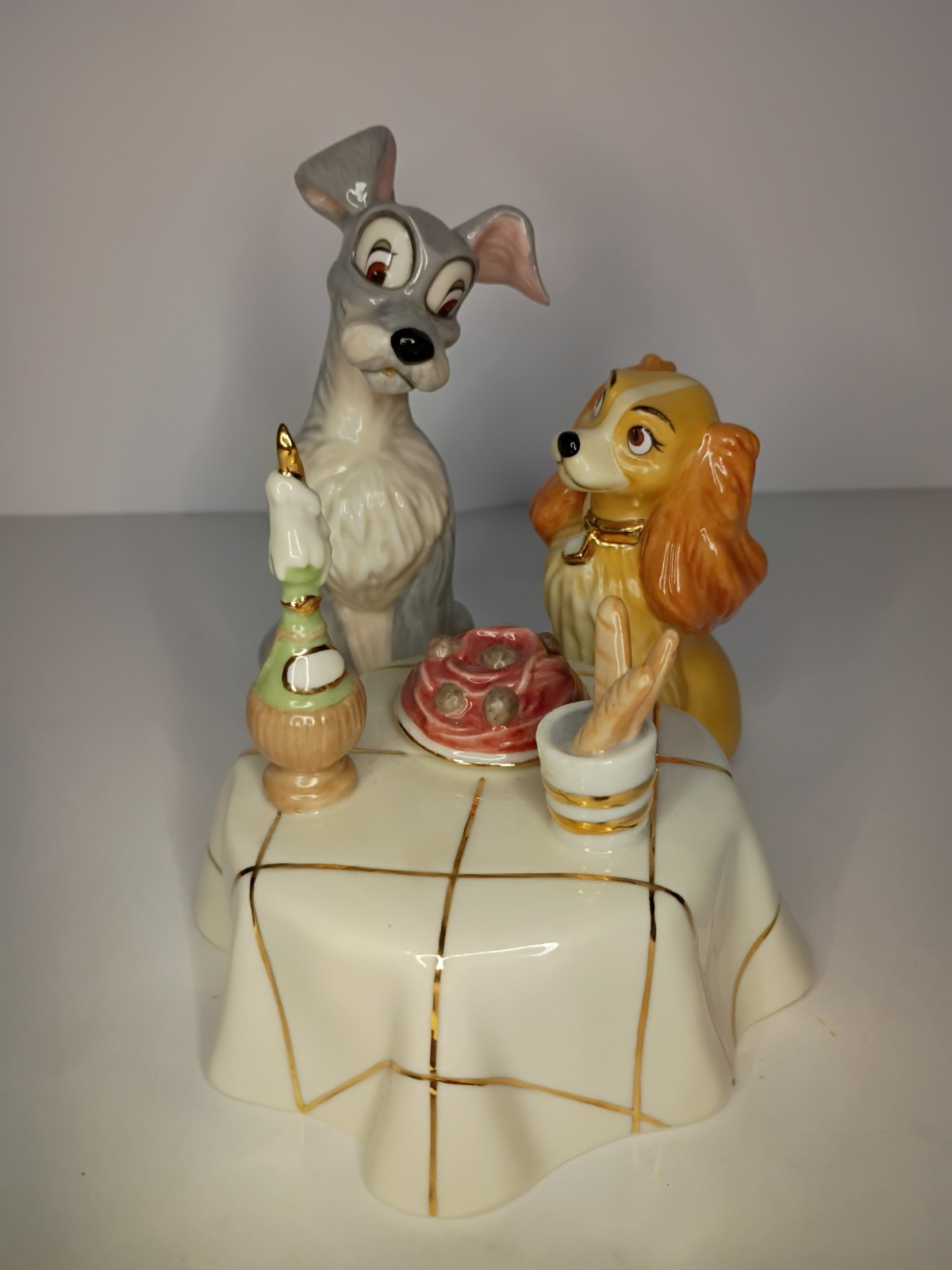 Disney Showcase Lenox LADY AND THE TRAMP Gold Accents See Description