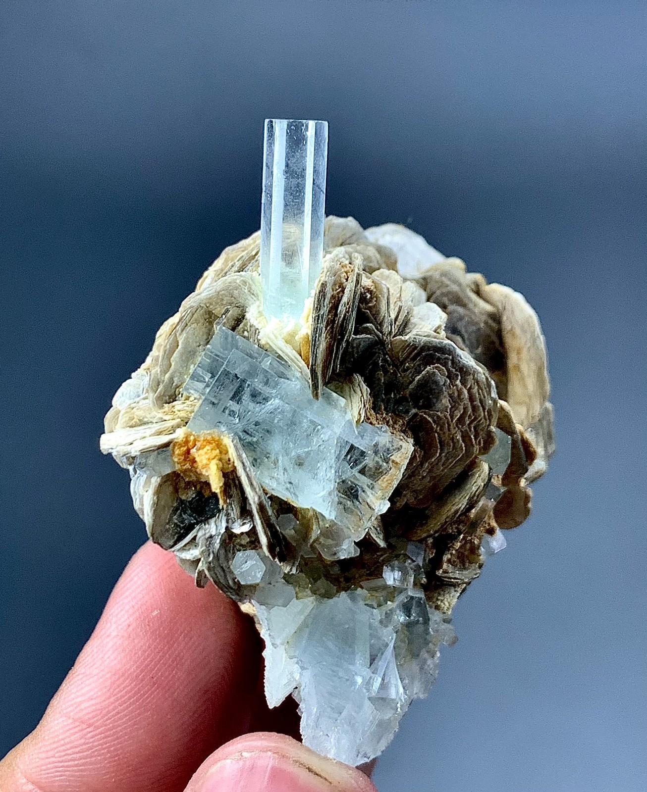 300 Carat Aquamarine Crystal Specimen From Pakistan