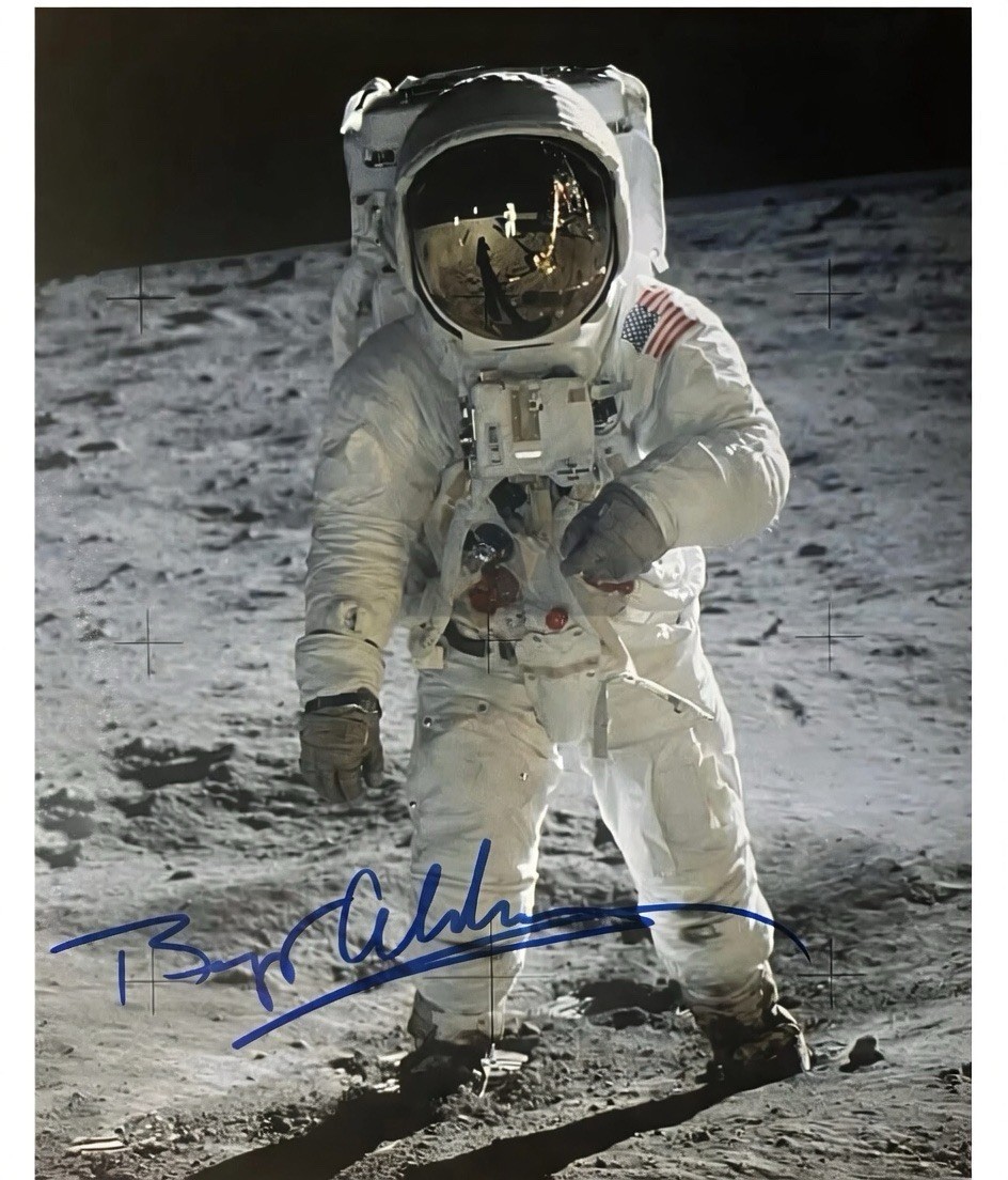 BUZZ ALDRIN APOLLO 11 ASTRONAUT ON 8X10 PRINTED SIGNATURE / AUTOGRAPH REPRINT