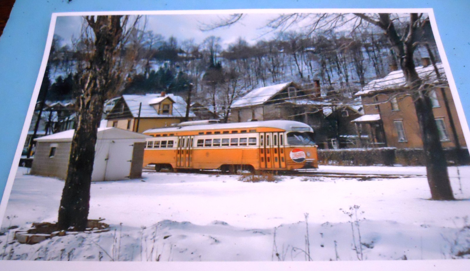 8 X 10 COLOR PHOTO JOHNSTOWN TRACTION CO. TROLLEY 409 MORRELVILLE