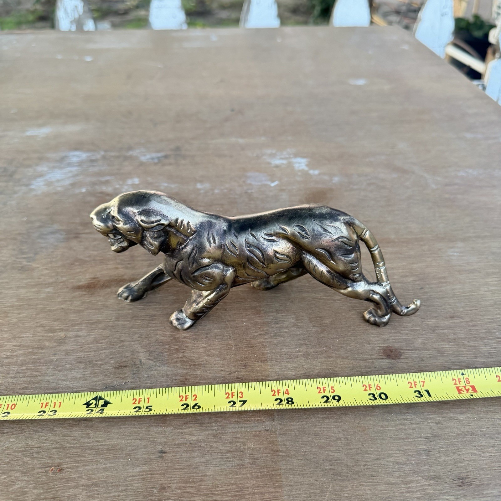 Vtg.Solid Brass Cast Saber Toothe Figurine Figural Paperweight 8 x 3.5x 2