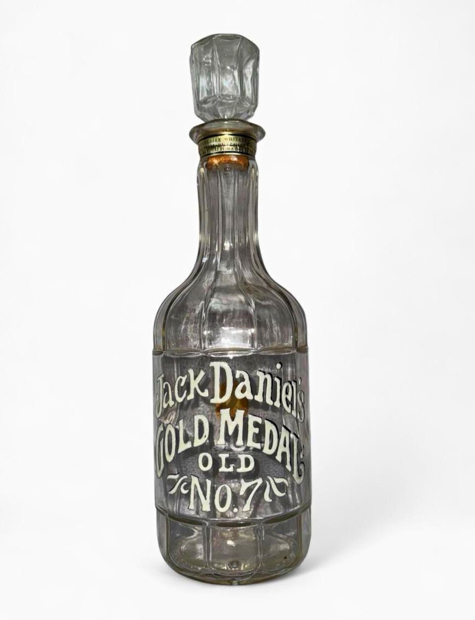 Vintage 1971 Jack Daniel’s 1904 Gold Medal Commemorative Decanter Half-Gallon