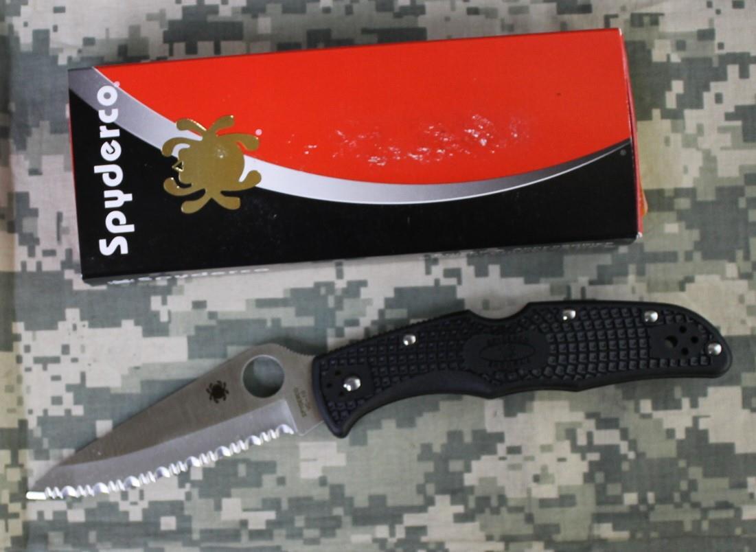 Spyderco C10SBK Endura 4 Black FRN Handle Folder SpyderEdge VG-10 BRAND NEW