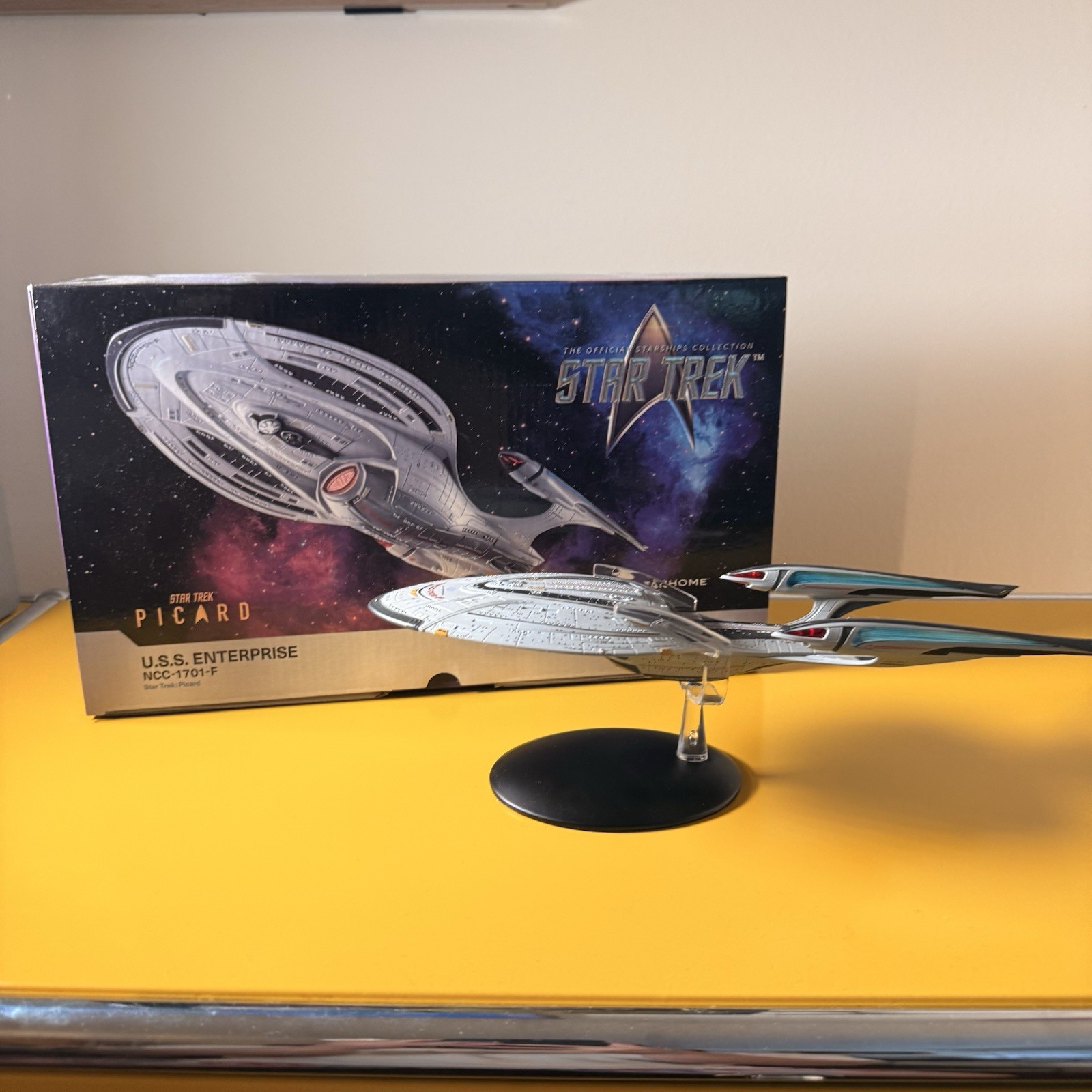 Fanhome - Star Trek Picard - USS Enterprise NCC-1701-F