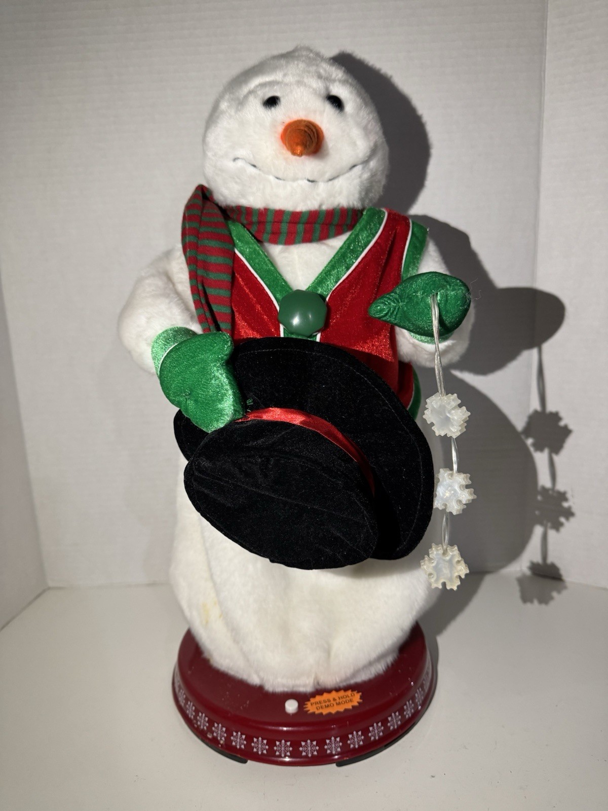 Rare Gemmy Red Green Vest Snowflake Spinning Snowman Snow Miser WORKS
