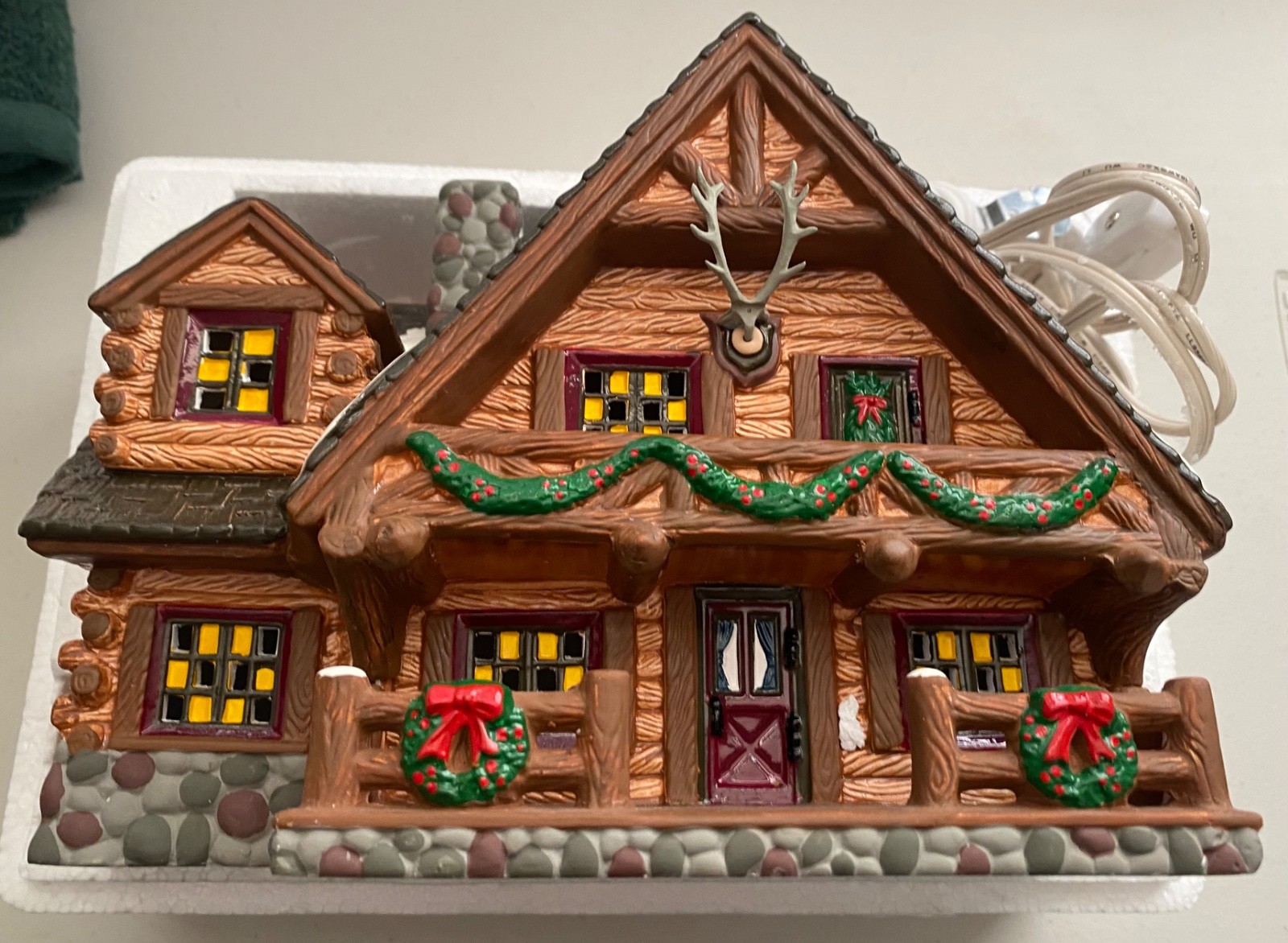 Retired original VTG 1993 Dept 56 