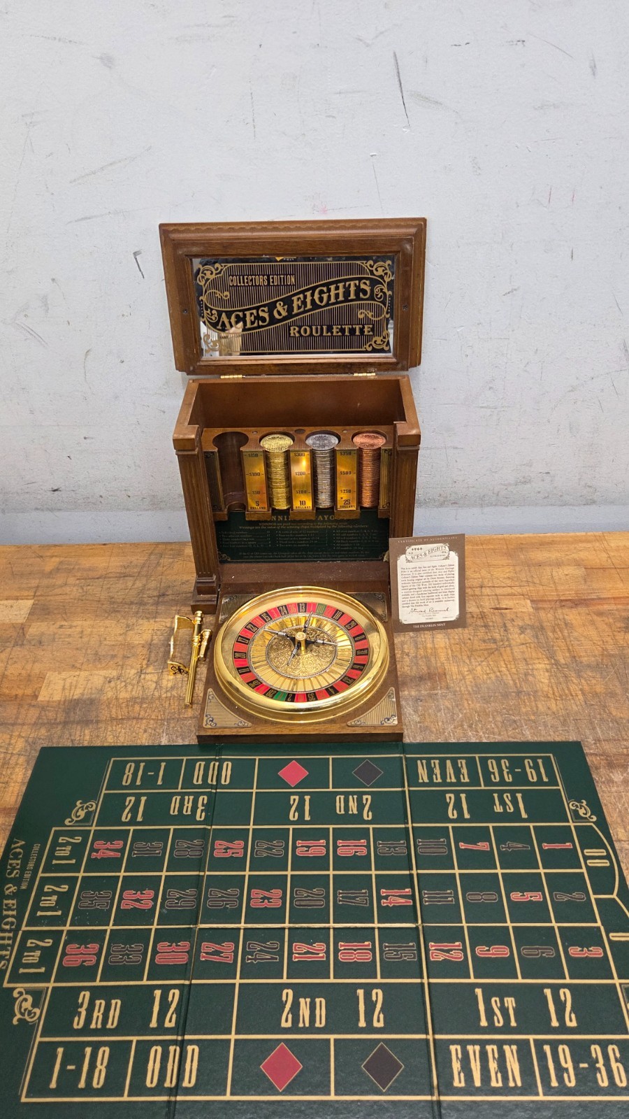 Franklin Mint Aces & Eights Collectors Edition Roulette Wheel NO BALLS - USED