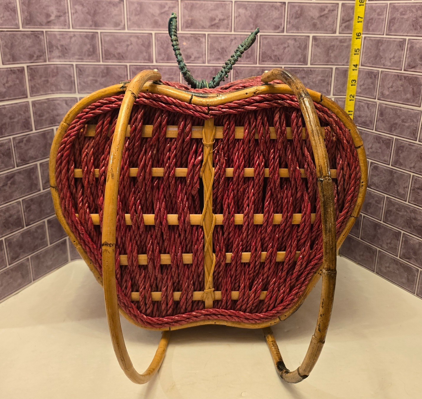 Vintage Large Wicker Heart Shaped Basket Pink & Blue Ascents *Beautiful*