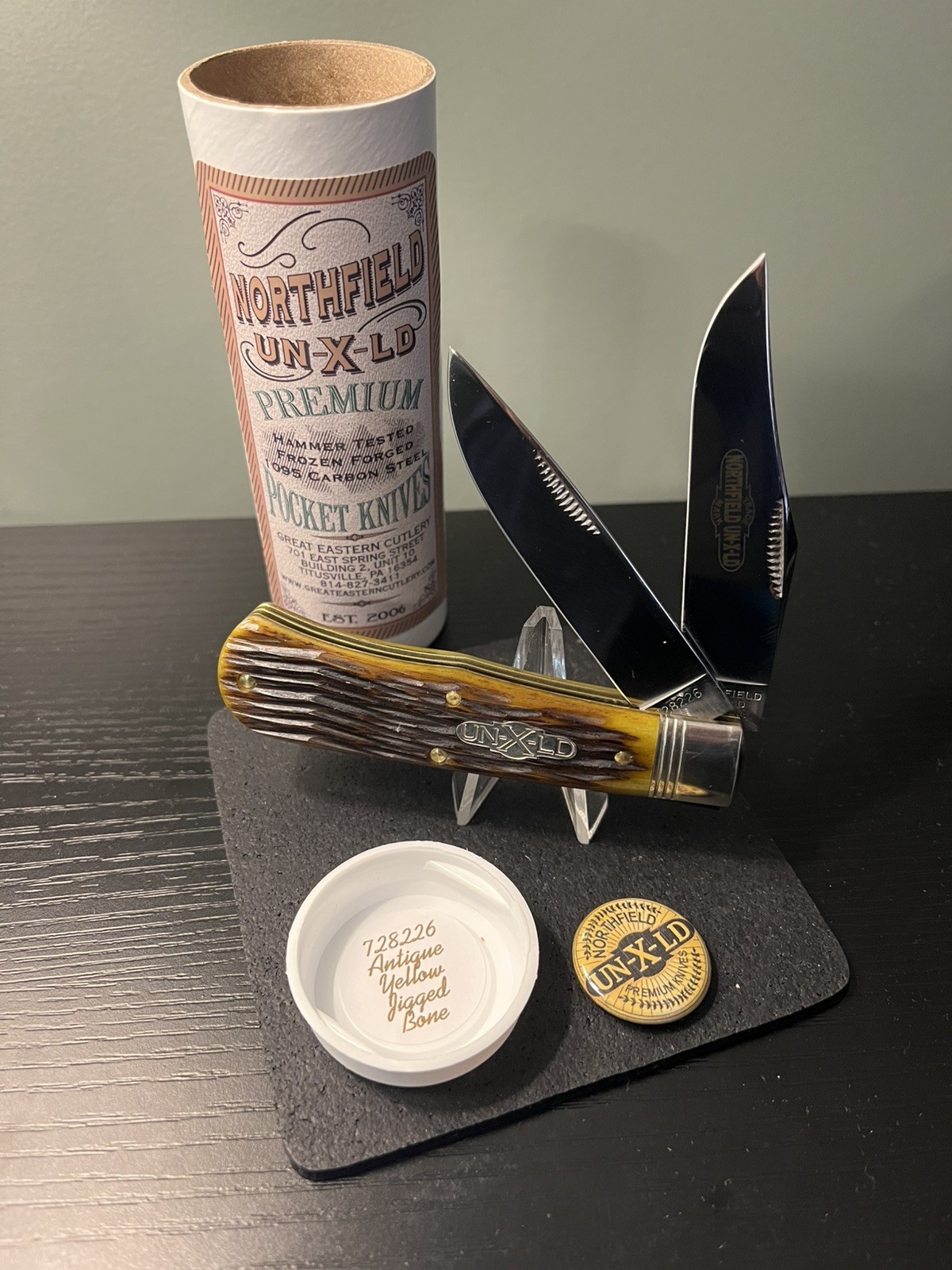 GEC Great Eastern 72 French Creek Trapper Antique Yellow Jigged Bone 728226