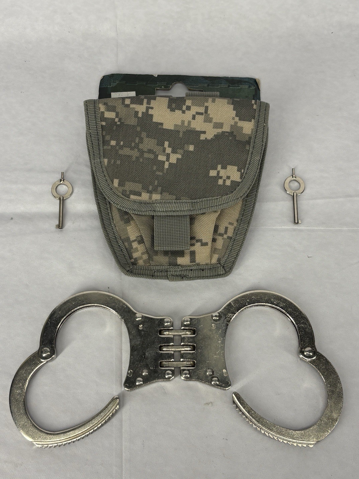 Restraint Hinge Handcuffs Deluxe Stainless Steel Unbranded with ACU Belt Holster