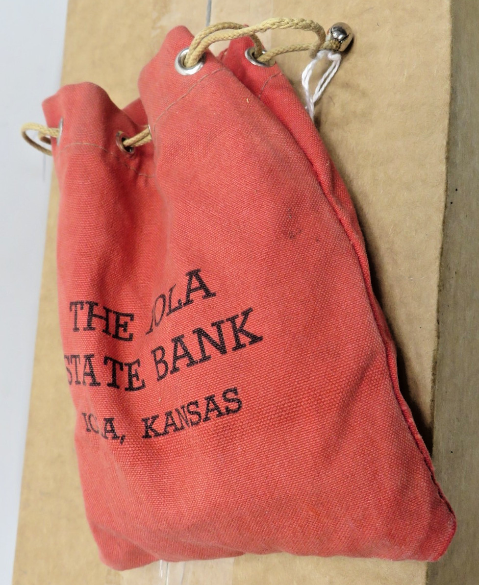 Vintage- Iola State Bank,Iola Kansas Bag w/ Wood Poker Chips