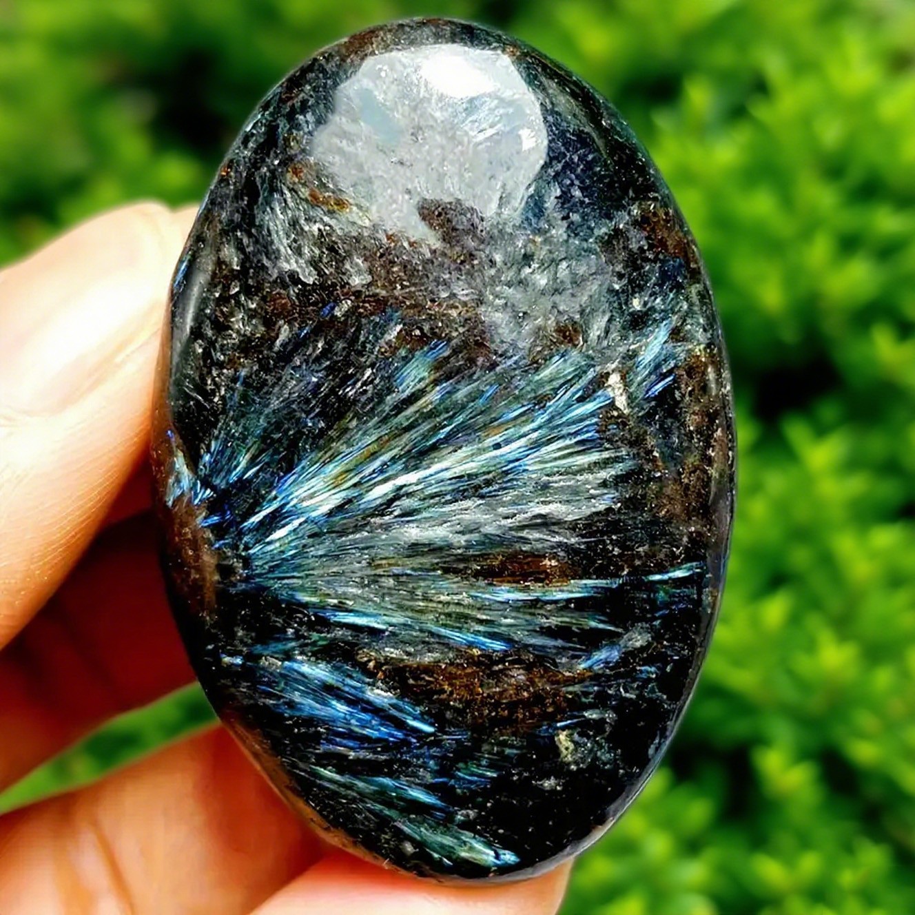 Natural Arfvedsonite Palmstone Worry Stone Healing Crystal Meditation Reiki Gift