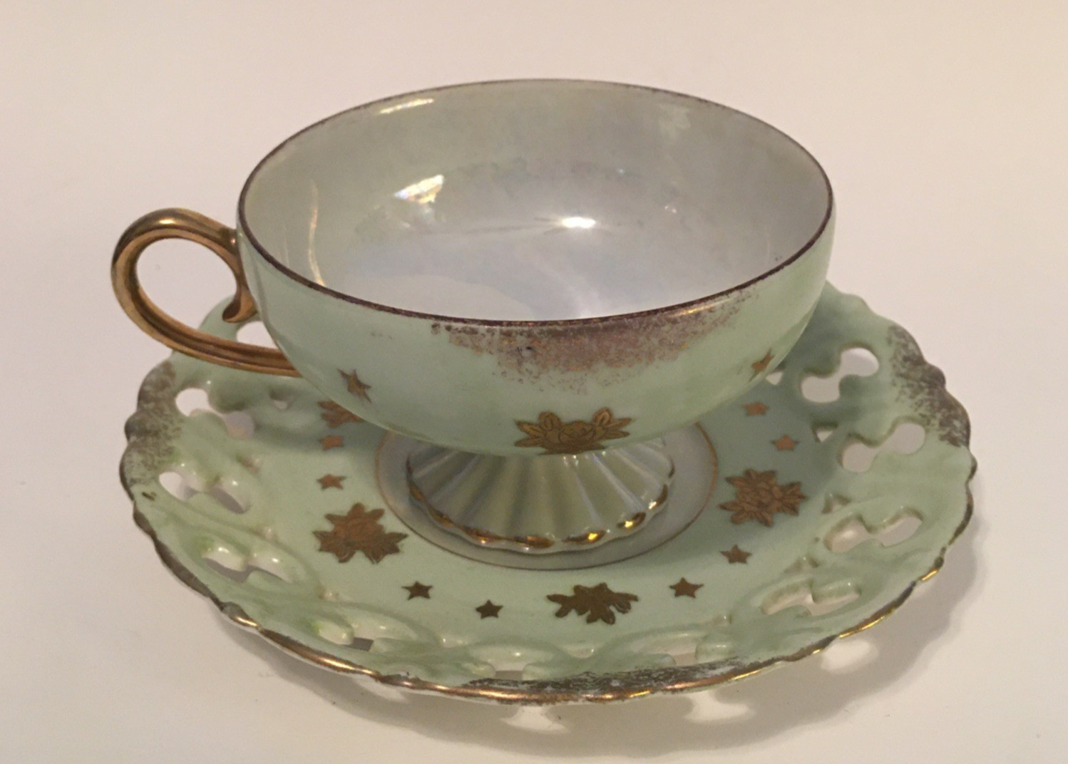 Vtg Teacup&Pierced Saucer Iridescent Inside Matte Pale Green Outside Gold Tea
