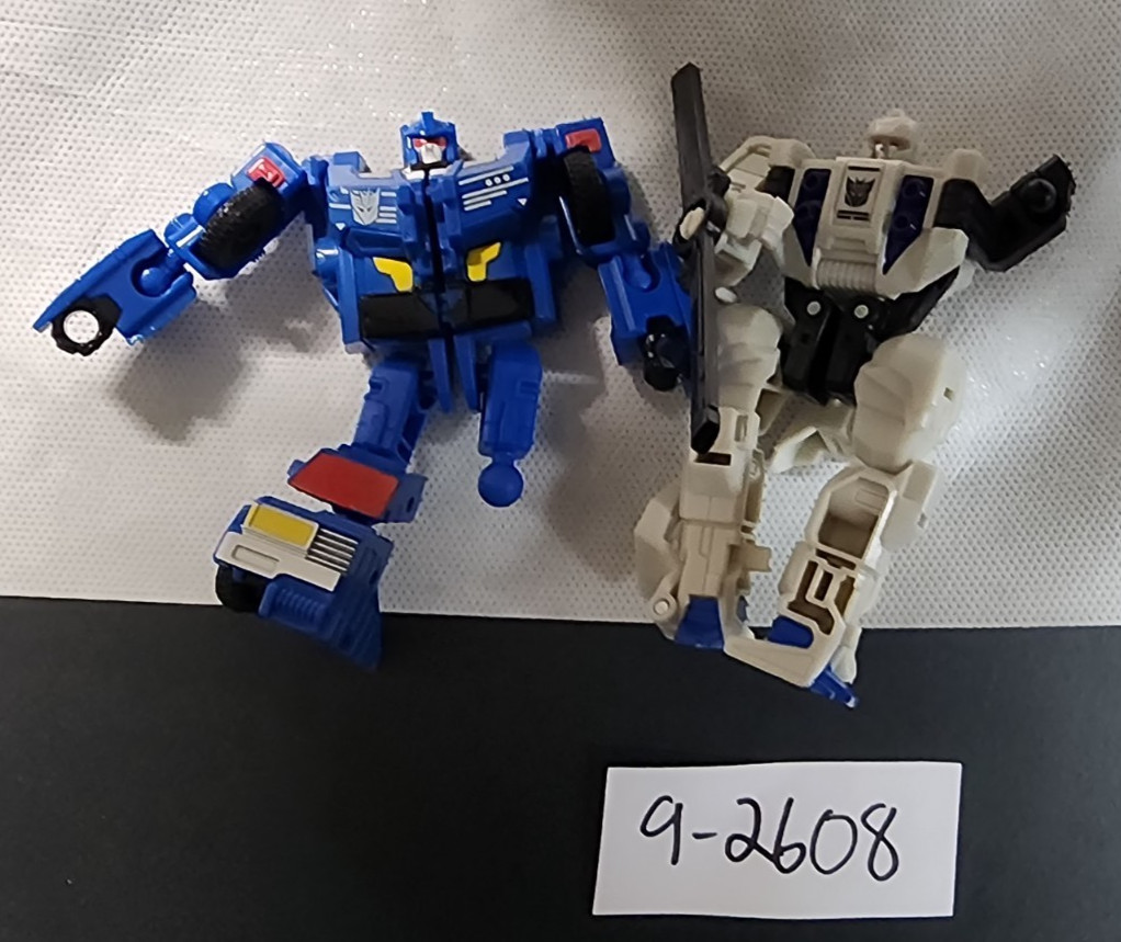 Transformers Power Of The Primes Battleslash - RoadTrap Parts Lot