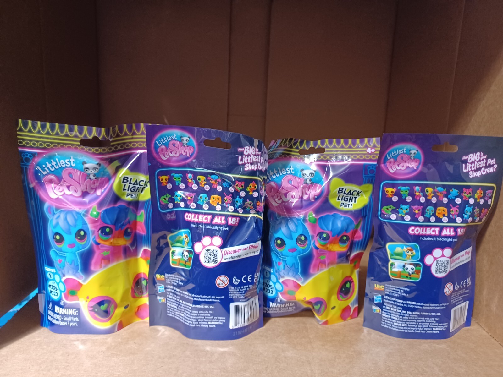 Original Lot of 4 Pieces Littlest PetShop Black Light Pet Figure Blind Bags