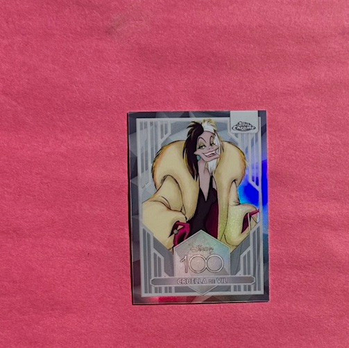 2023 Topps Chrome Disney CRUELLA DE VIL REFRACTOR Card 90 101 Dalmatians 