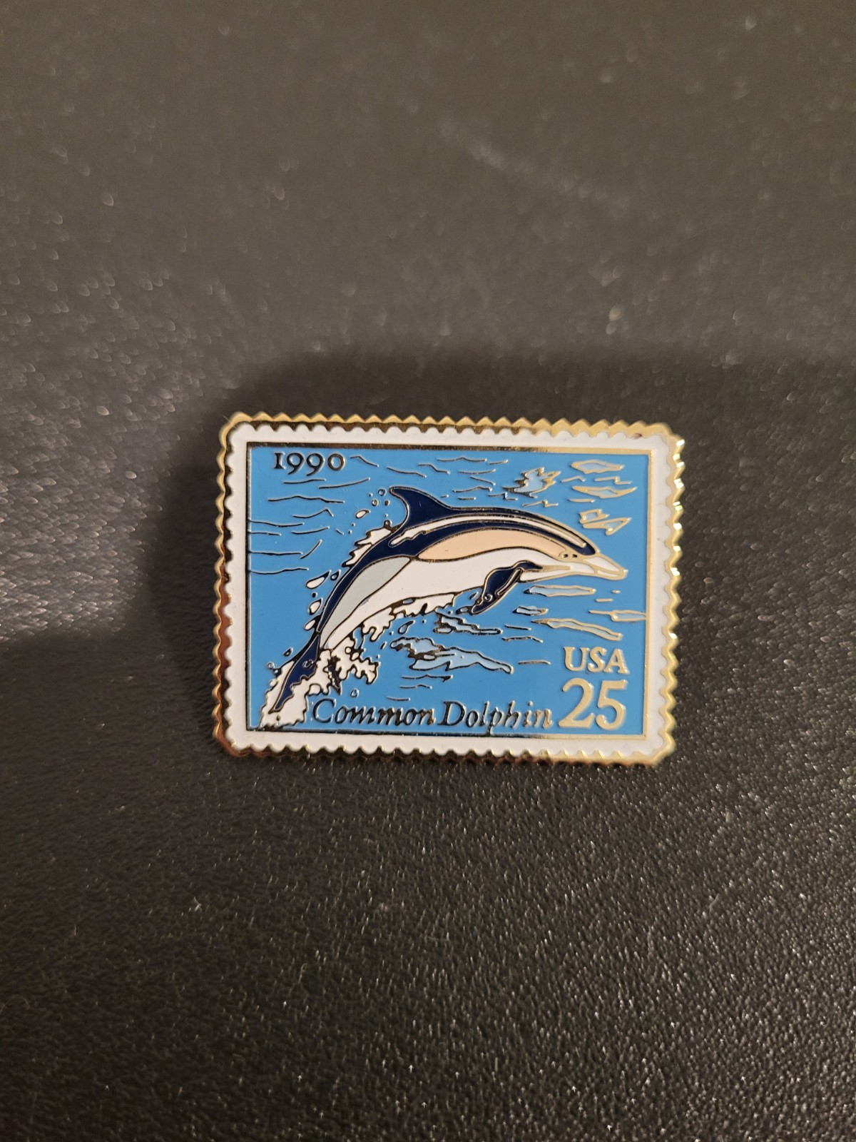 1990 USPS Post Office Dolphin Stamp 25 cent Common lapel hat pin collectible NR