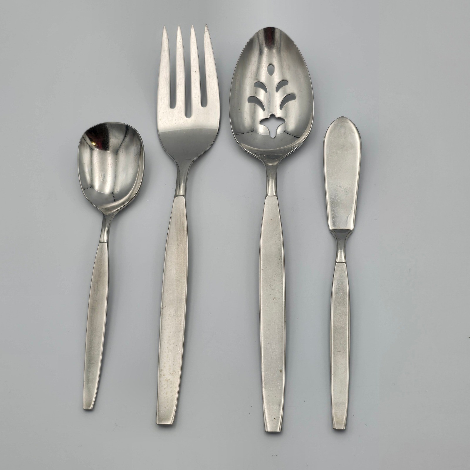 Oneida Community Stainless Frostfire Flatware Spoon Fork Knife Host Set Vintage