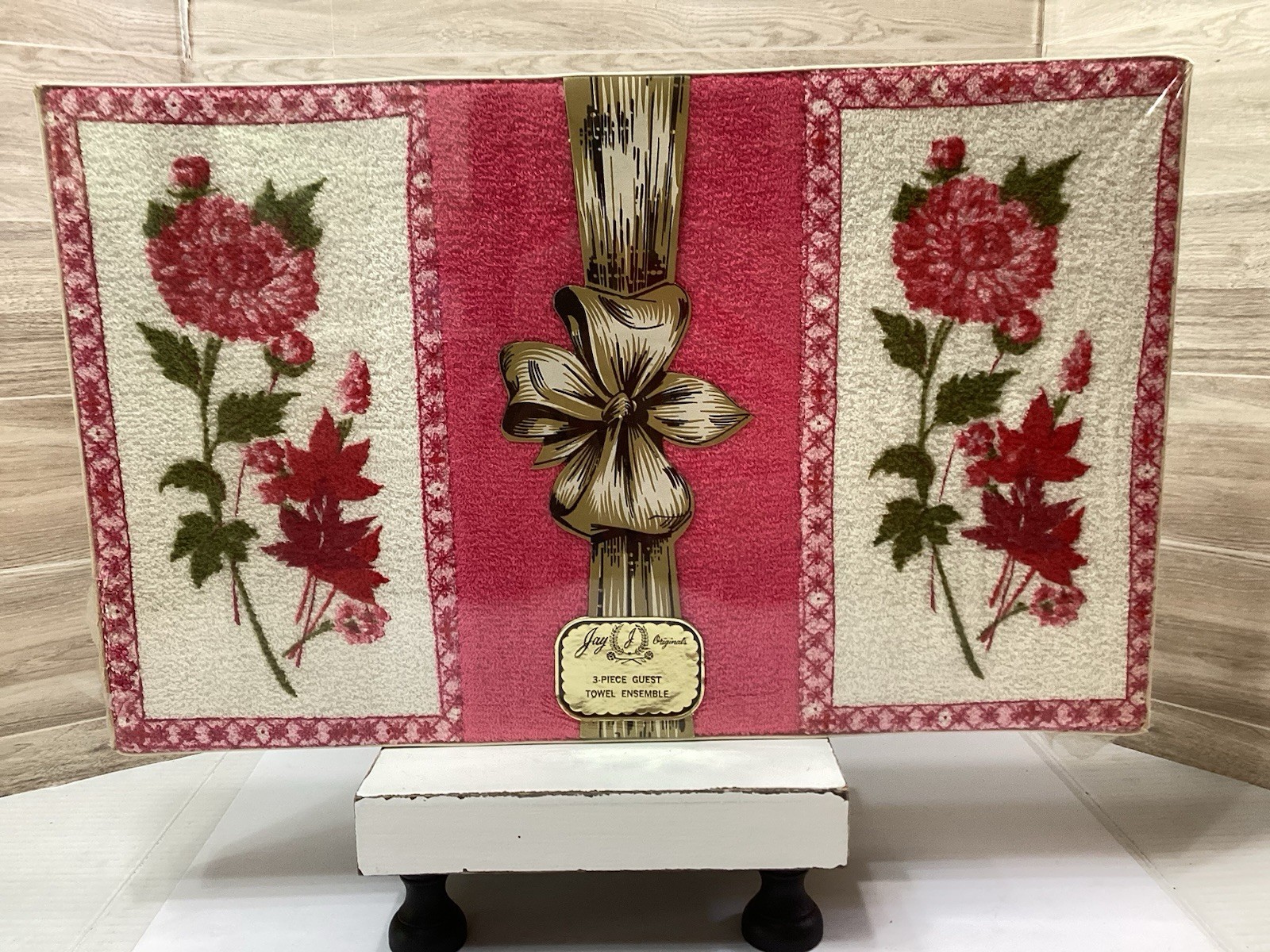 Vintage Royal Terry Towel Set Pink Roses  NOS  w/Box 1960’s Bathroom