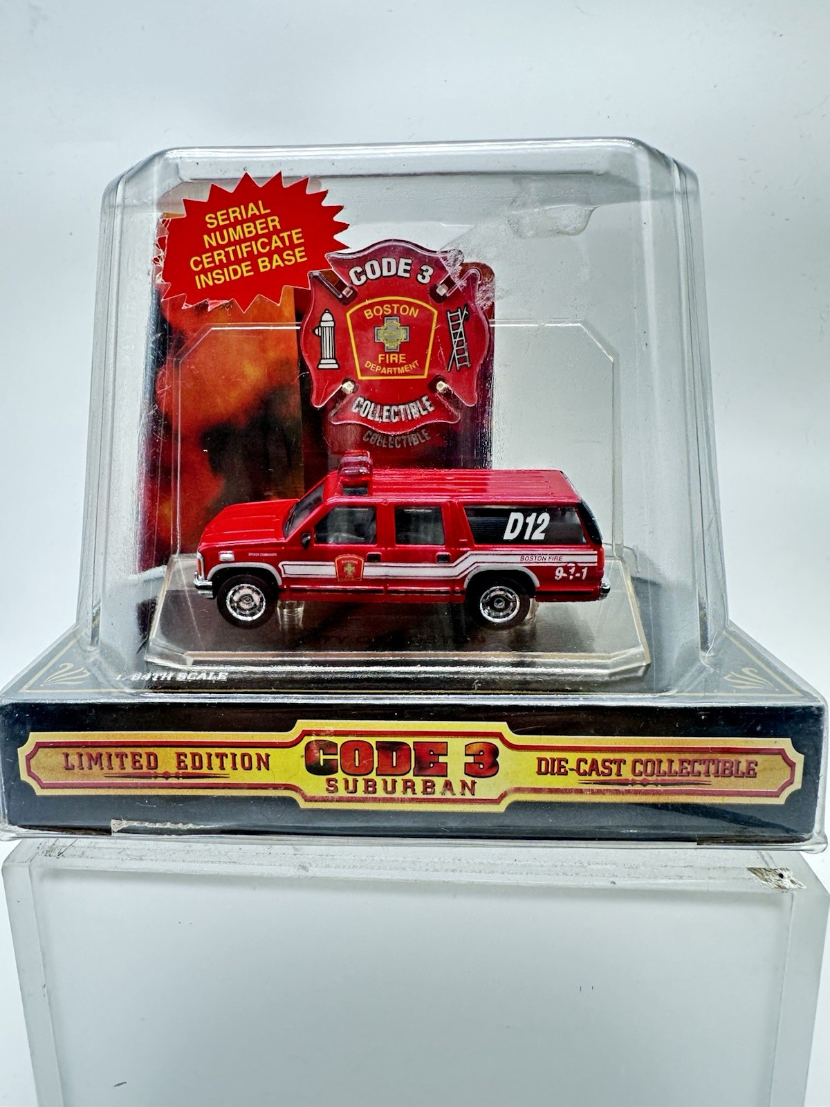 Code 3 Collectibles Boston Fire Dept Suburban D12 9-1-1 1/64 #12402
