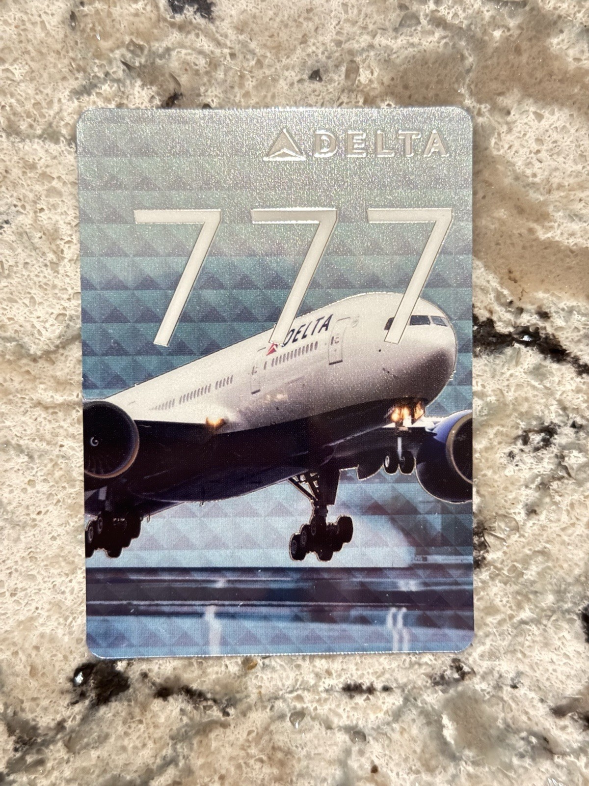 Delta Airlines Boeing 777-200LR Pilot Trading Card No.45 (with Toploader)