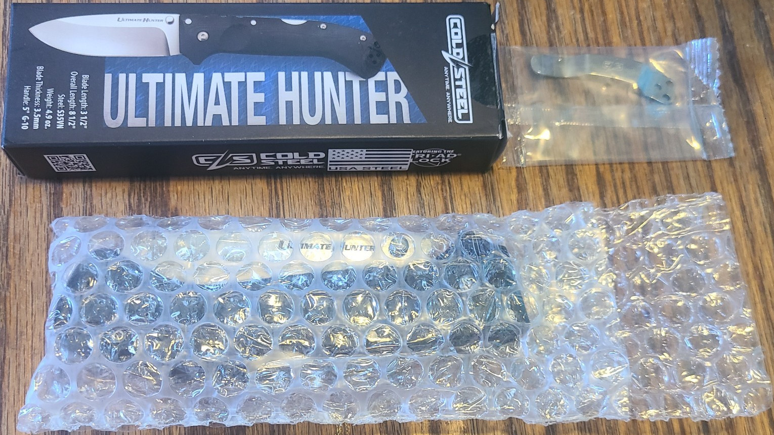 Cold Steel Ultimate Hunter 30U S35VN Black G-10 Drop Point Lockback Clip