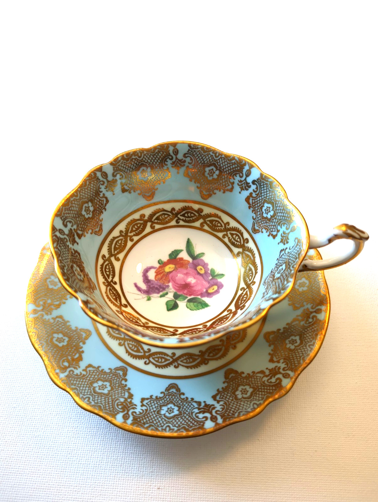 VINTAGE PARAGON BLUE GOLD FINE BONE CHINA TEA CUP & SAUCER FLORAL QUEEN MARY