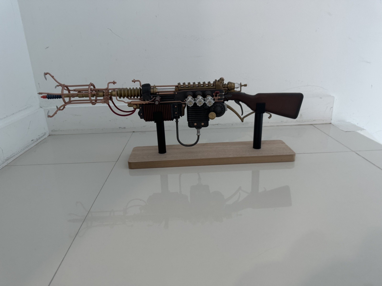 Wunderwaffe DG-2 Replica Statue 1/2 Scale Official Model (no code or box) 