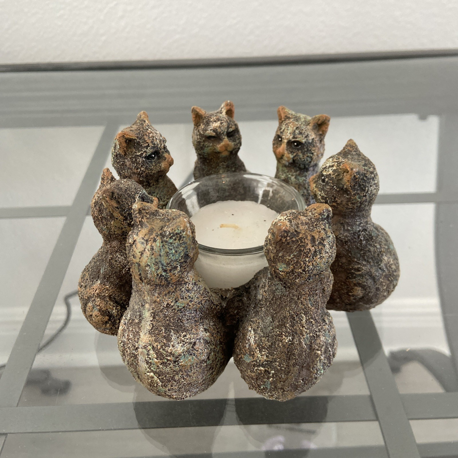 Pena Windstone Editions Circle of 7 Cats Candle Holder Heavy Resin 3”x6”