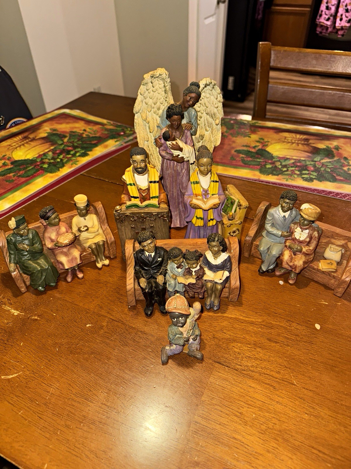 Vintage UTI African American Church Pews Figurines Church Collection LOT OF 7. 